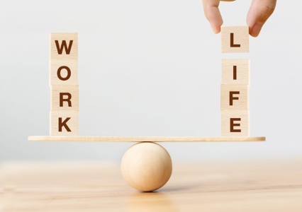 5 work-life balance tips for a brighter future for fresh graduates
